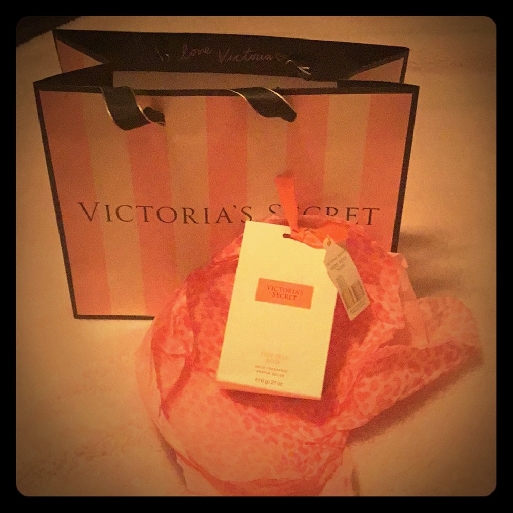 3for$20Victoria’s Secret Very  sexy now parfum.